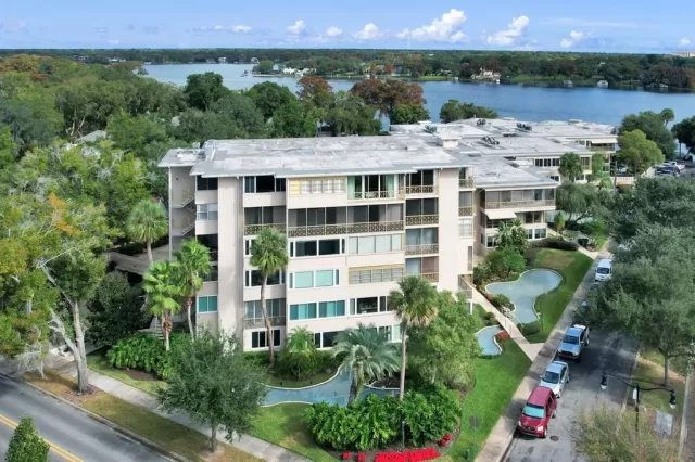 MLS: O5991623 Condo For Sale