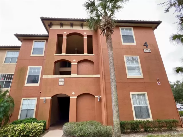 MLS: O5992694 Condo For Sale