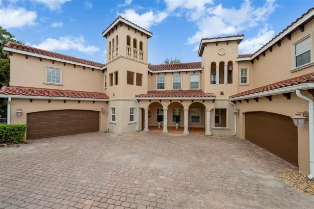 MLS: O5993004 Condo For Sale