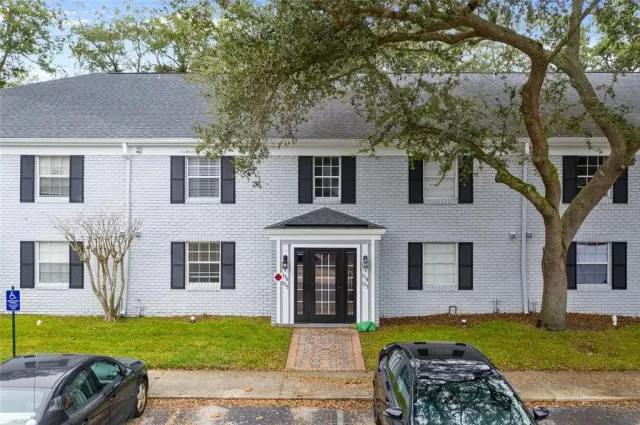 MLS: O5993038 Condo For Sale