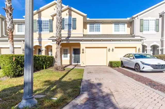 MLS: O5993606 Condo For Sale