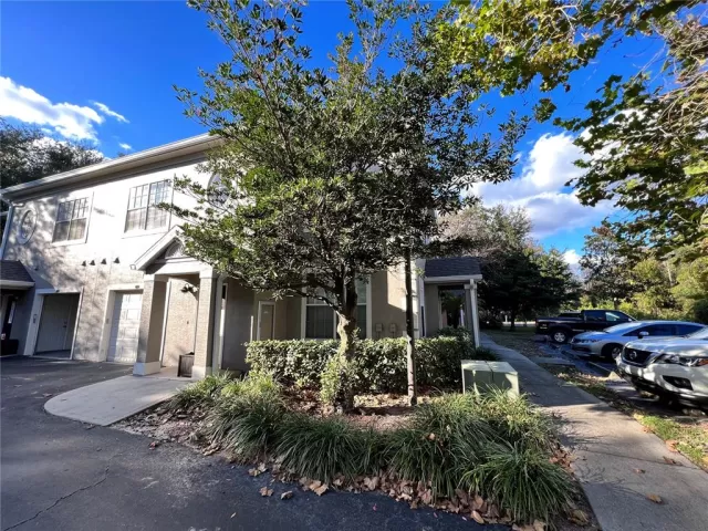 MLS: O5994305 Condo For Sale