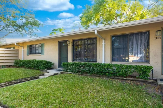 MLS: O5994363 Condo For Sale