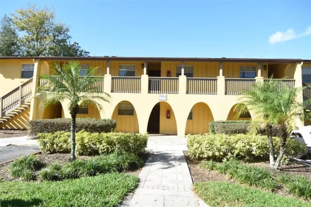 MLS: O5994689 Condo For Sale