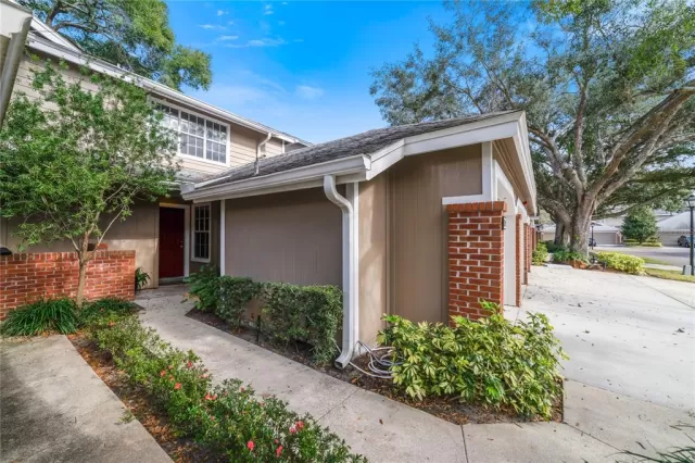 MLS: O5995029 Condo For Sale