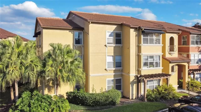 MLS: O5995640 Condo For Sale