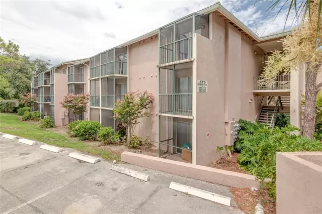 MLS: O5996083 Condo For Sale