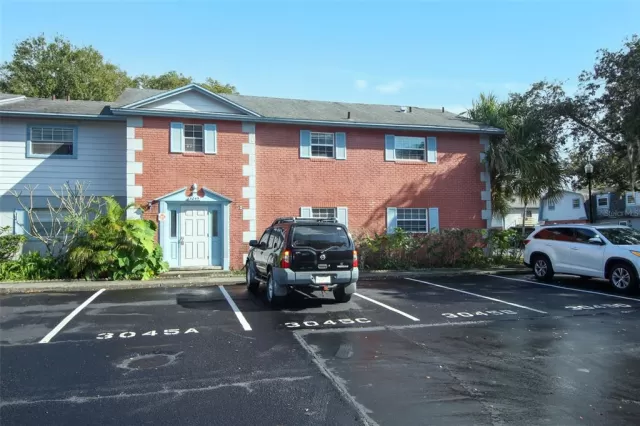 MLS: O5996177 Condo For Sale