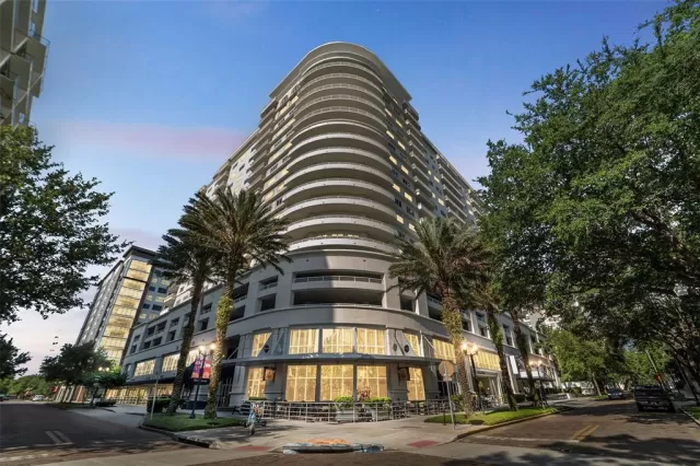 MLS: O5996522 Condo For Sale