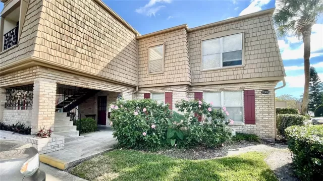 MLS: O5997154 Condo For Sale