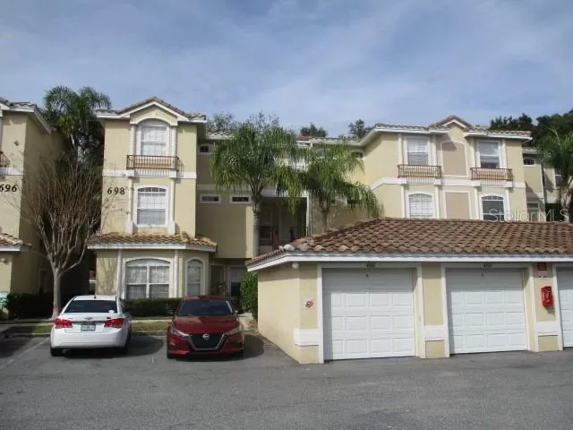 MLS: O5998399 Condo For Sale