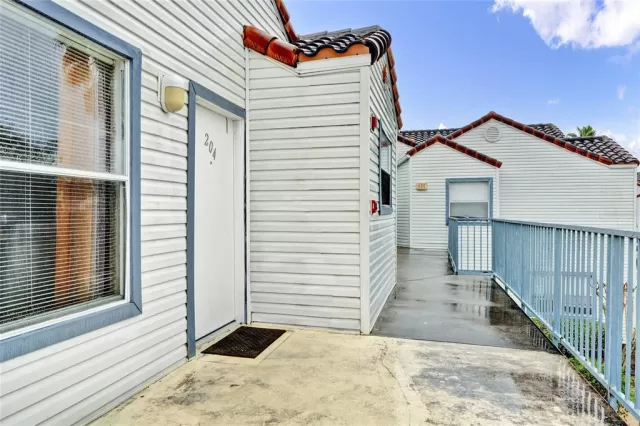 MLS: O5998638 Condo For Sale