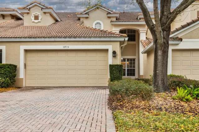 MLS: O5999094 Condo For Sale
