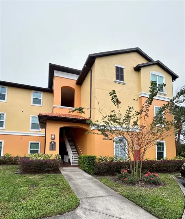 MLS: O5999115 Condo For Sale