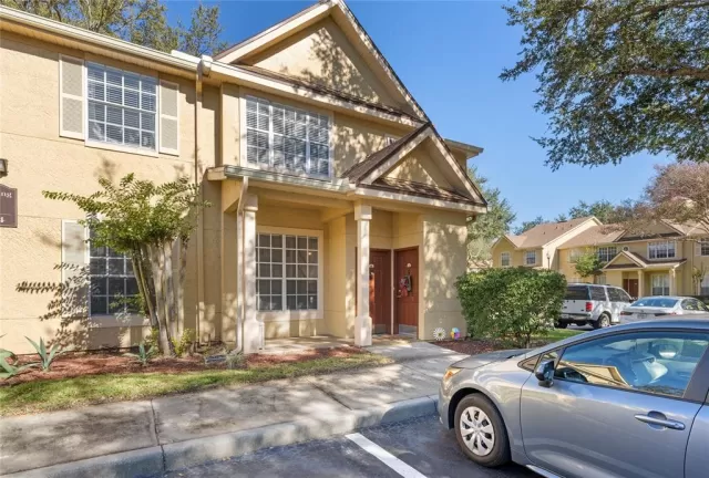 MLS: O5999117 Condo For Sale