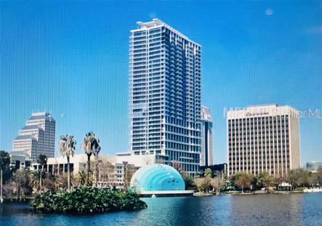 MLS: O5999607 Condo For Sale