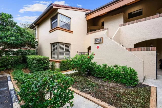 MLS: O5999619 Condo For Sale