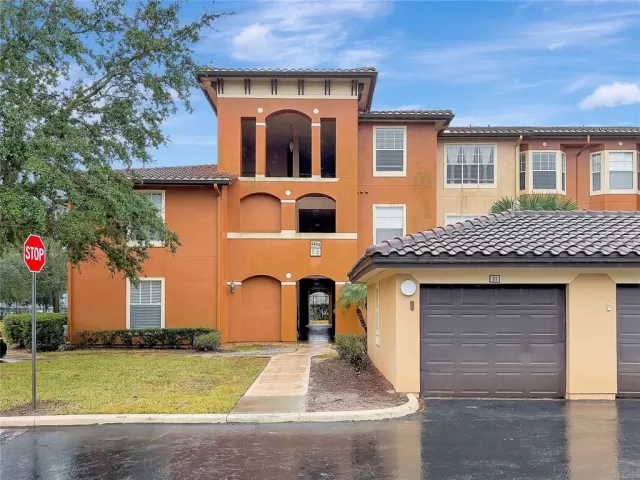 MLS: O5999722 Condo For Sale