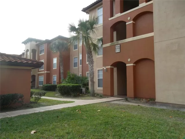 MLS: O6000068 Condo For Sale