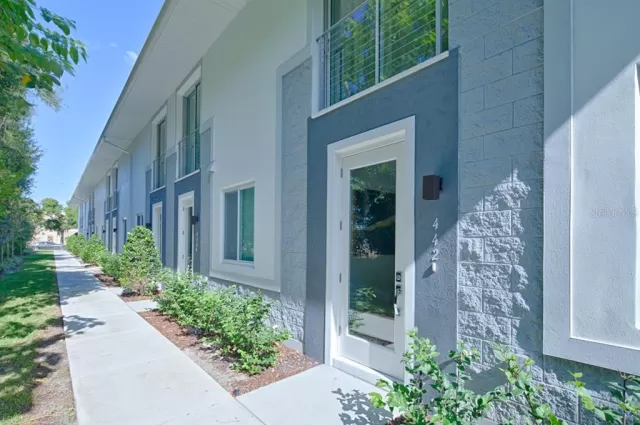 MLS: O6000393 Condo For Sale