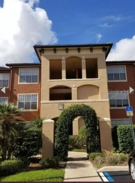 MLS: O6000461 Condo For Sale