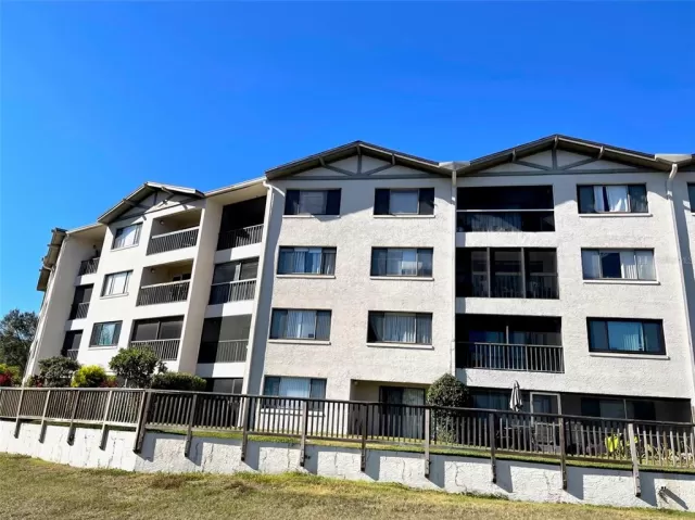 MLS: O6000650 Condo For Sale