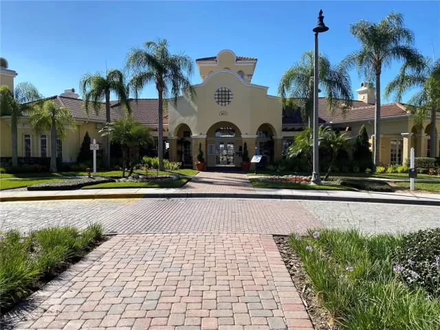 MLS: O6001011 Condo For Sale