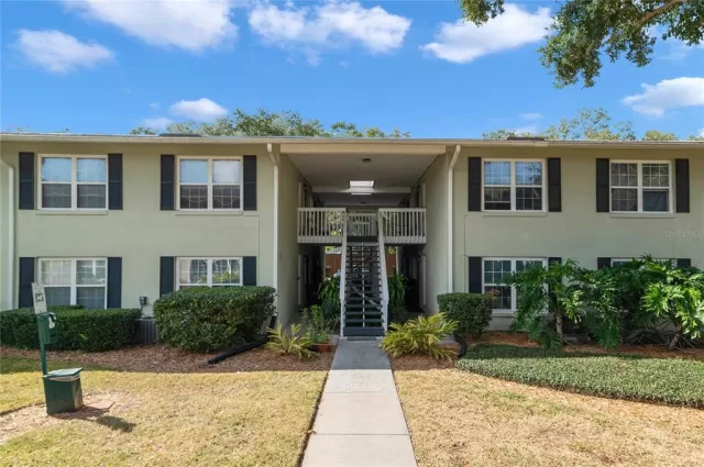 MLS: O6001943 Condo For Sale