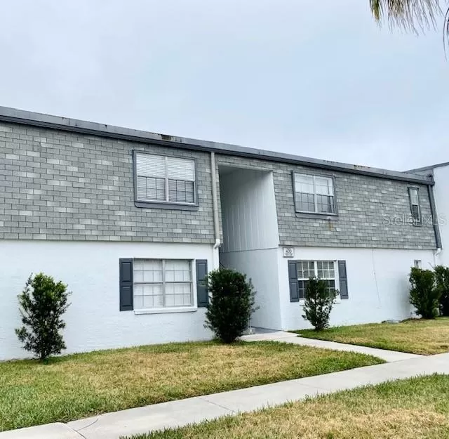 MLS: O6002125 Condo For Sale