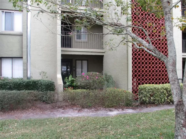 MLS: O6002161 Condo For Sale