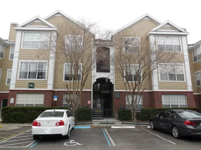 MLS: O6002618 Condo For Sale