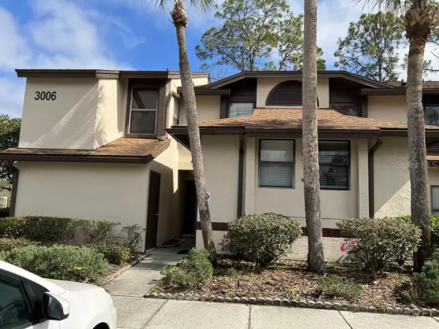 MLS: O6003169 Condo For Sale