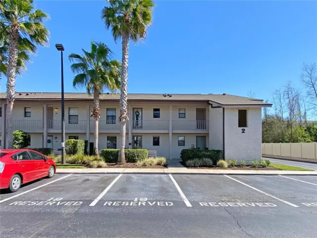 MLS: O6003367 Condo For Sale