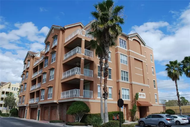 MLS: O6003674 Condo For Sale