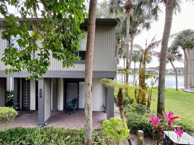 MLS: O6003786 Condo For Sale