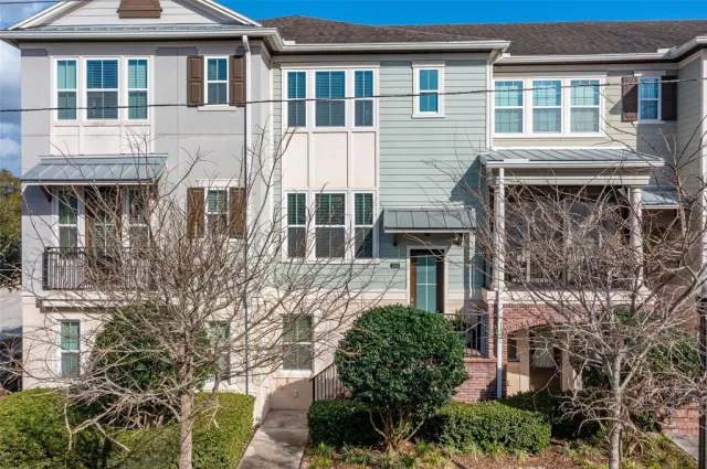 MLS: O6004058 Condo For Sale