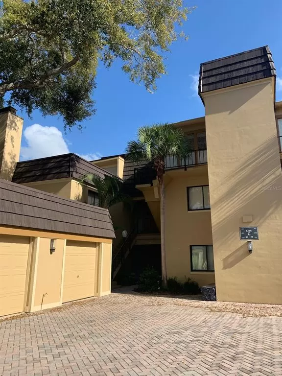 MLS: O6004383 Condo For Sale