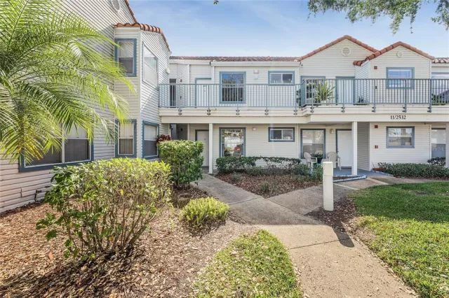 MLS: O6004495 Condo For Sale