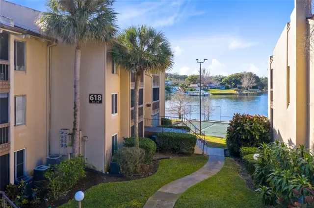 MLS: O6004615 Condo For Sale