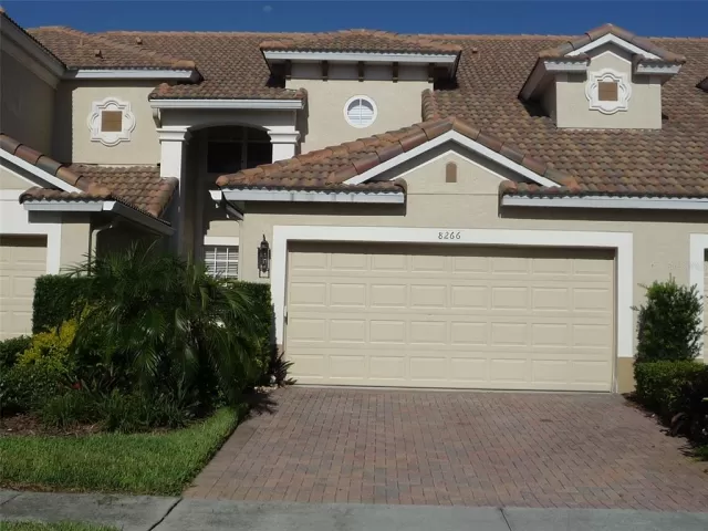 MLS: O6005063 Condo For Sale