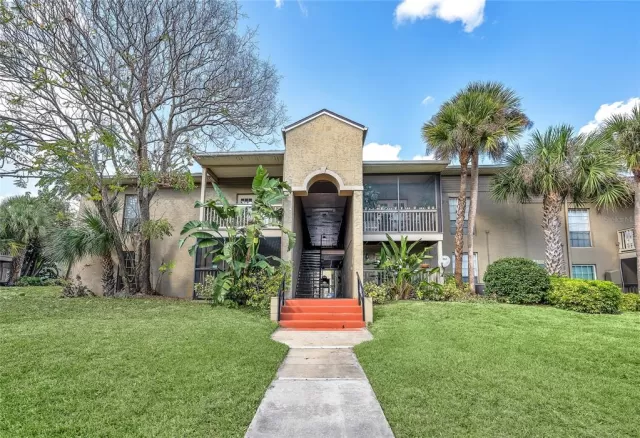 MLS: O6005694 Condo For Sale