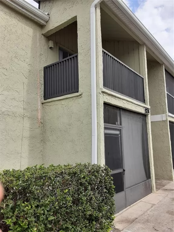 MLS: O6005935 Condo For Sale