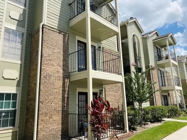 MLS: O6005998 Condo For Sale