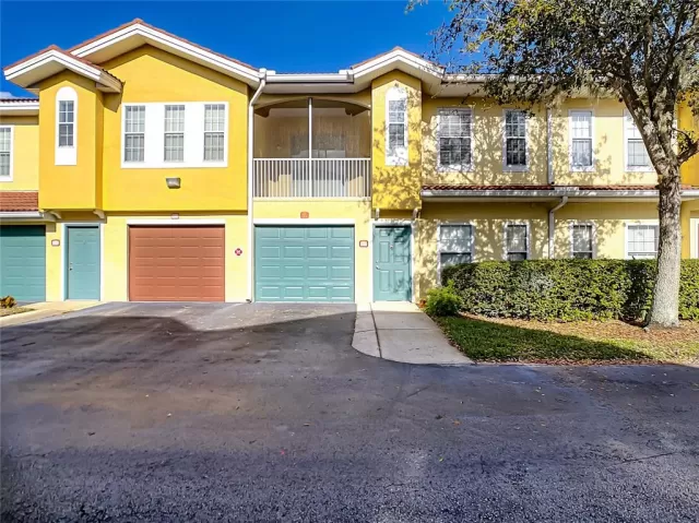 MLS: O6006235 Condo For Sale