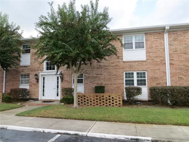 MLS: O6006368 Condo For Sale
