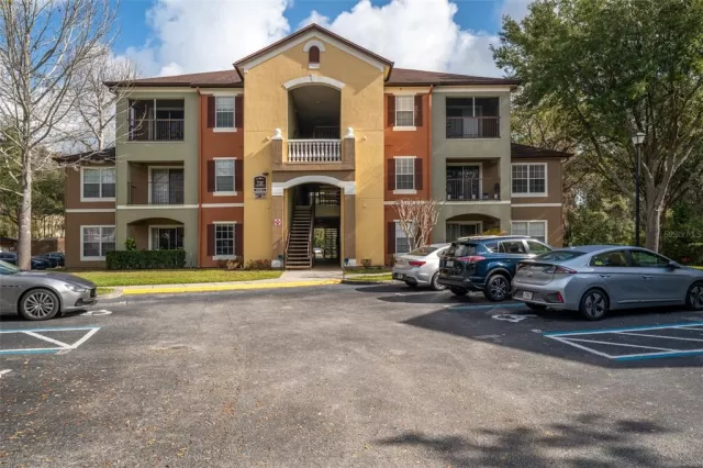 MLS: O6007415 Condo For Sale