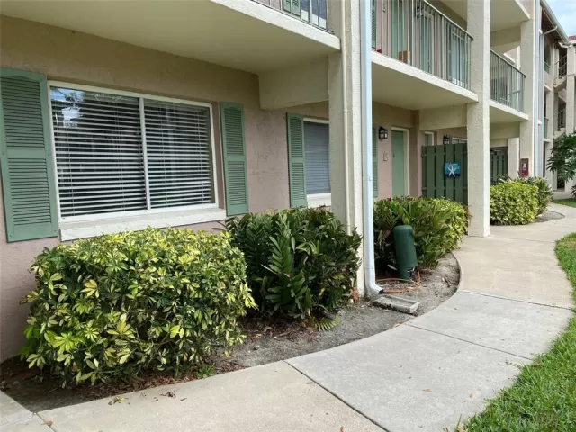 MLS: O6007454 Condo For Sale