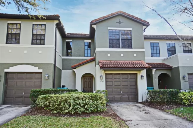 MLS: O6007570 Condo For Sale