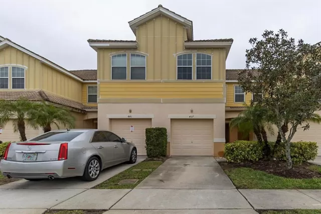 MLS: O6007677 Condo For Sale