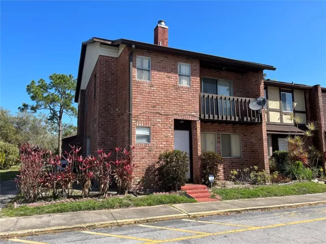 MLS: O6007683 Condo For Sale